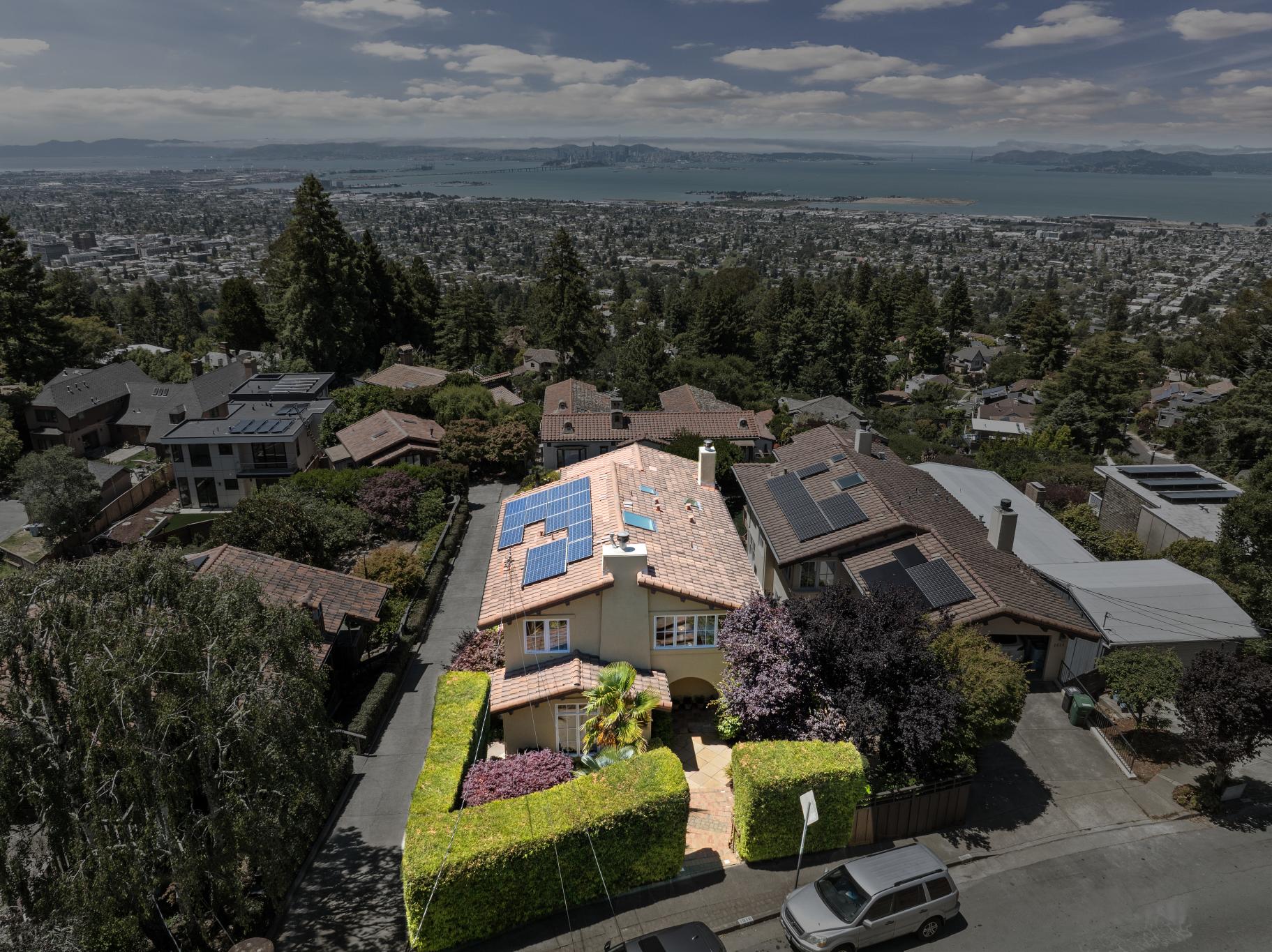 5871 Harbord Drive